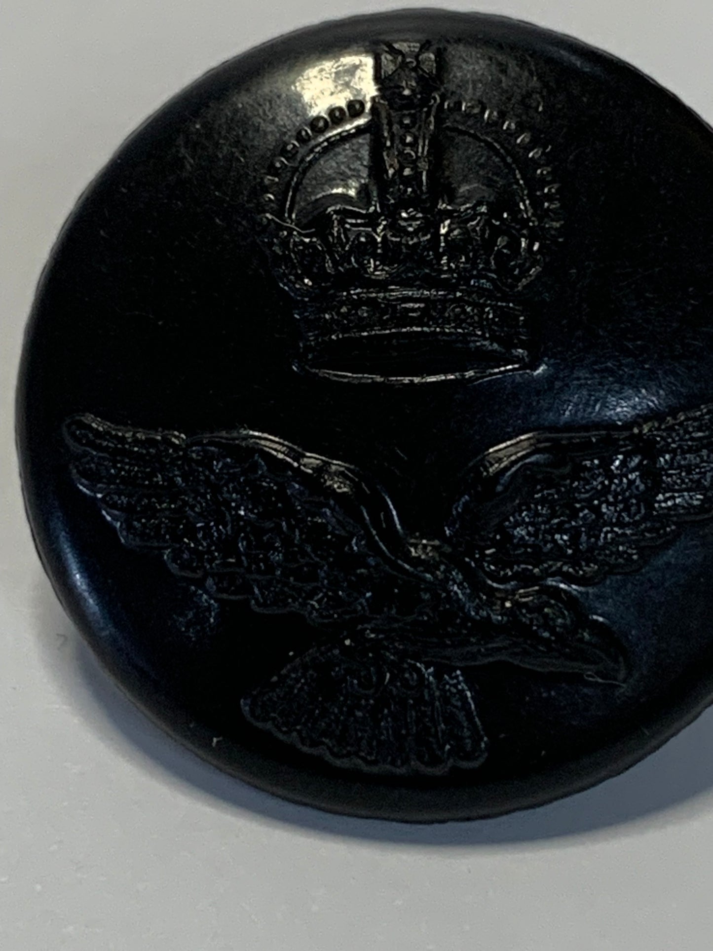 WW2 Bakelite Royal Air Force uniform Buttons set of 3