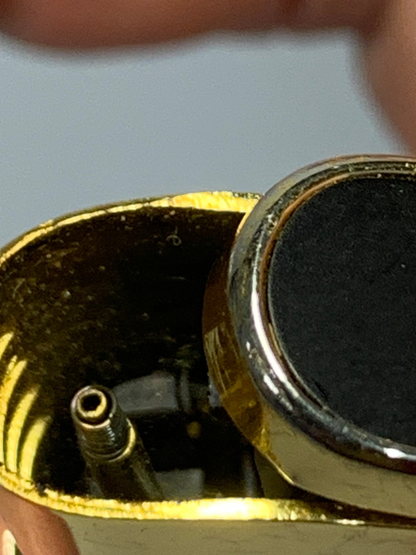 Vintage Ronson Lighter with Glomesh style metal mesh, made in Japan