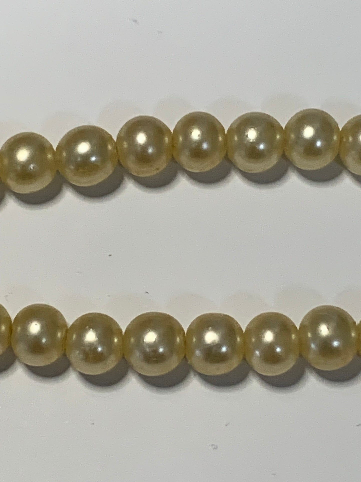 Vintage Single strand cultured pearl necklace with sterling silver clasp