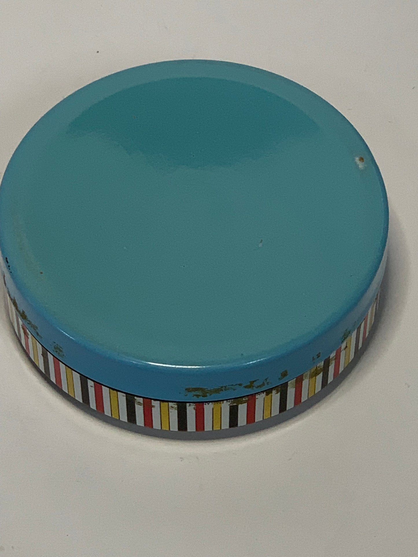 Vintage English Transportation - Themed Round Tin