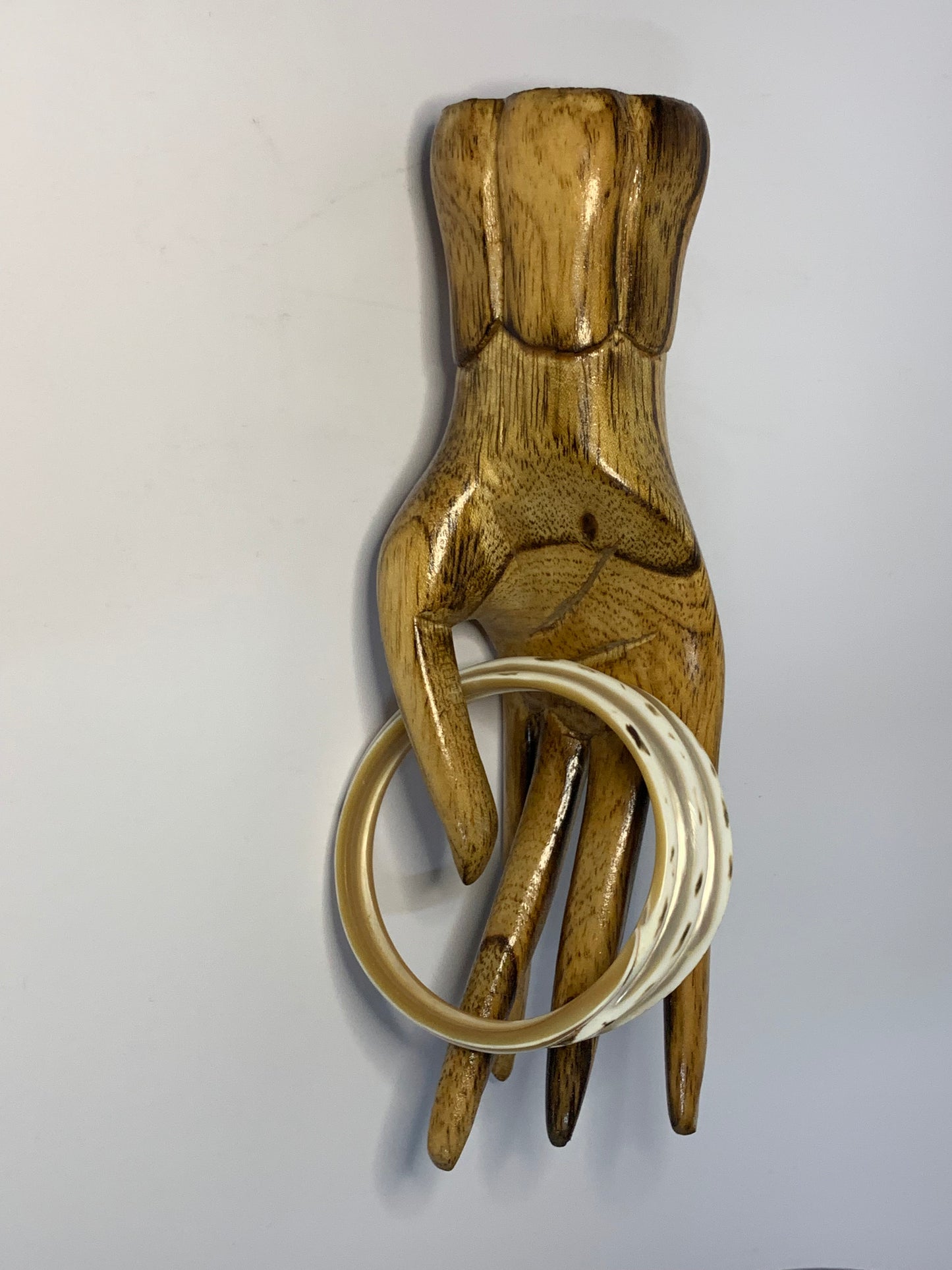 Rare Vintage Shell Bangle