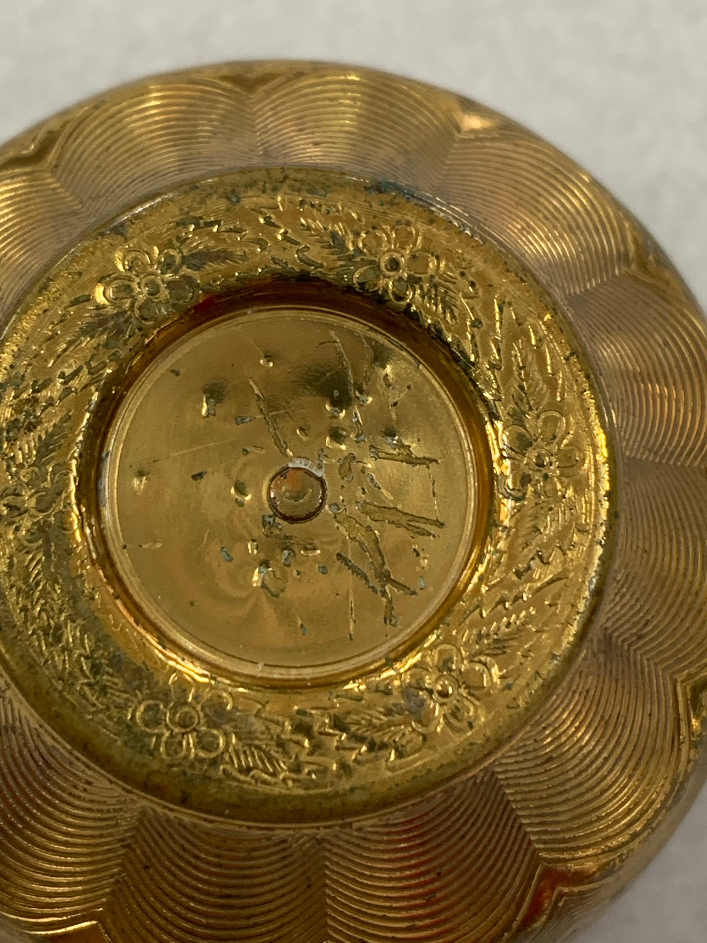 Vintage Kigu “Bouquet” Powder Compact- made in England