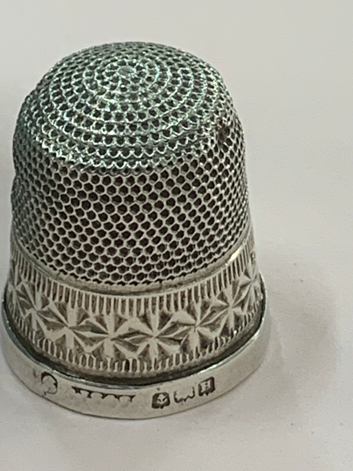 Vintage Silver Thimble in original case