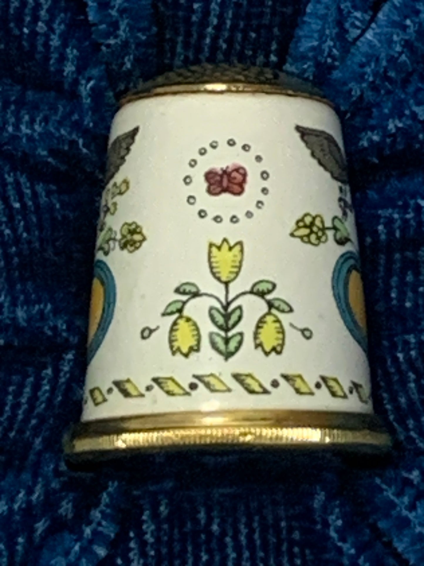 Vintage Halcyon Days “Bilston and Battersea Enamels” thimble, in original teal presentation box