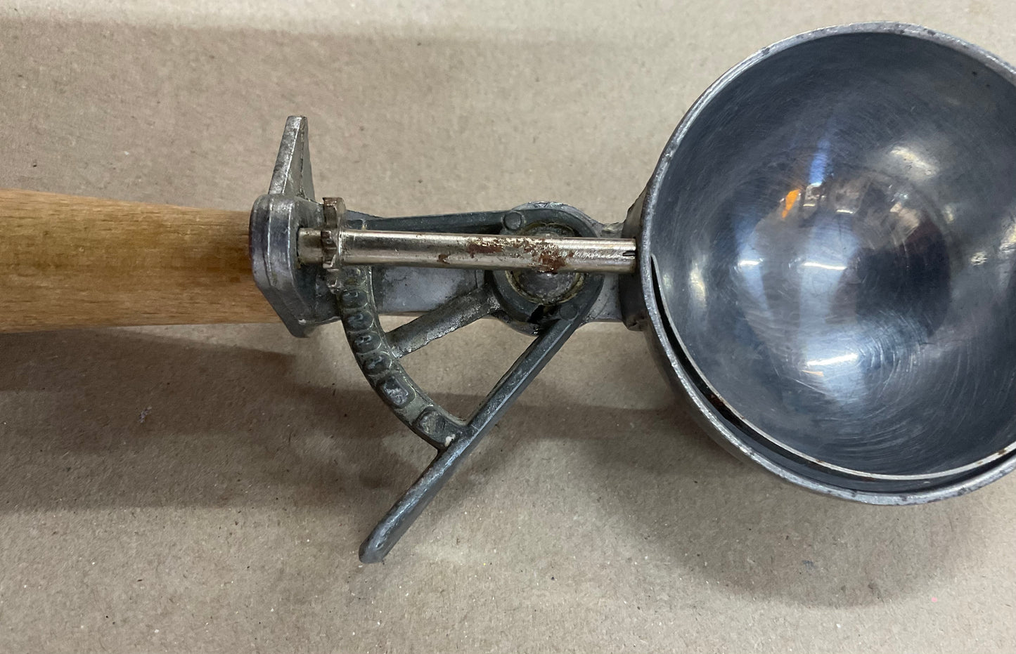 Vintage Icecream Scoop