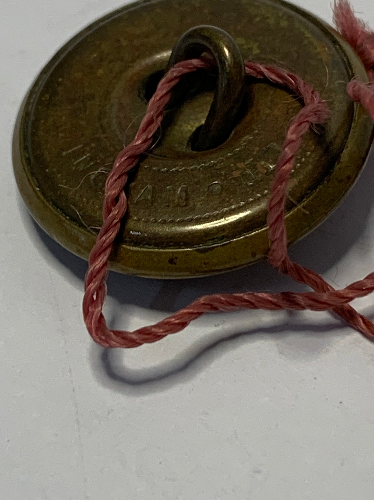 Armfield and Co Birmingham British Army General Service Button featuring the Royal Coat of Arms