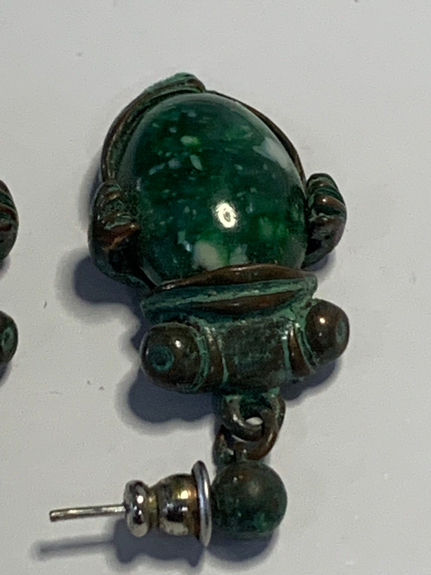 Vintage Mexican green onyx frog stud earrings