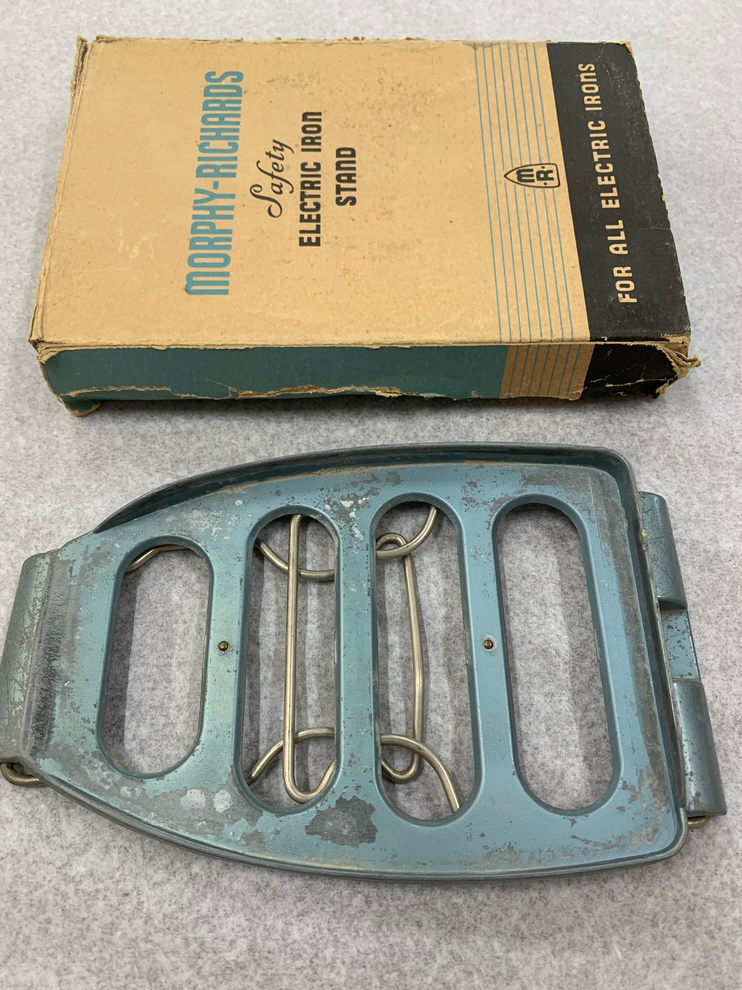 Vintage Morphy Richard’s Safety Electric Iron Stand model S2 in original box