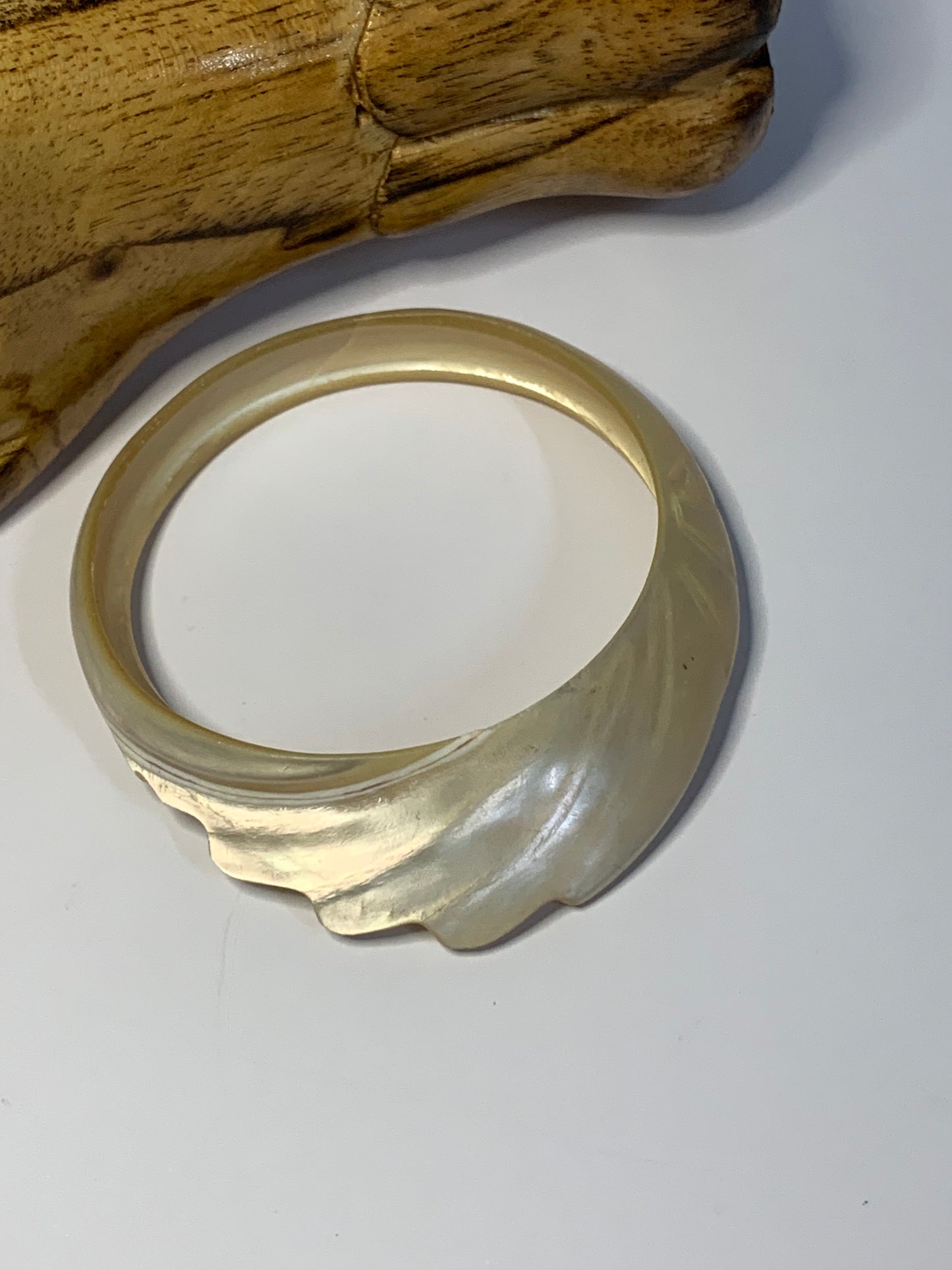 Rare Vintage Shell Bangle