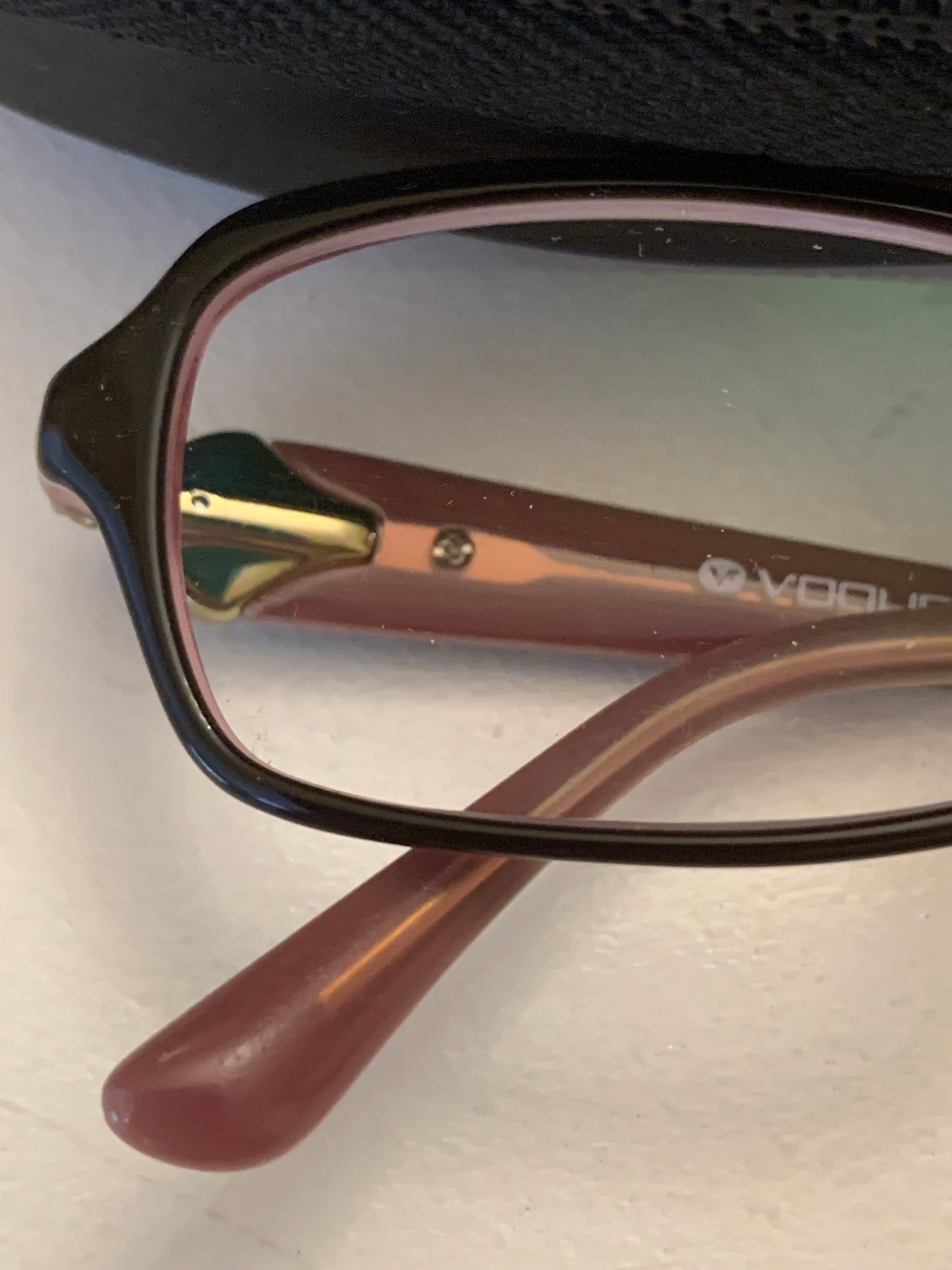 Vogue VO 2789-B Eyeglasses pink/black frame