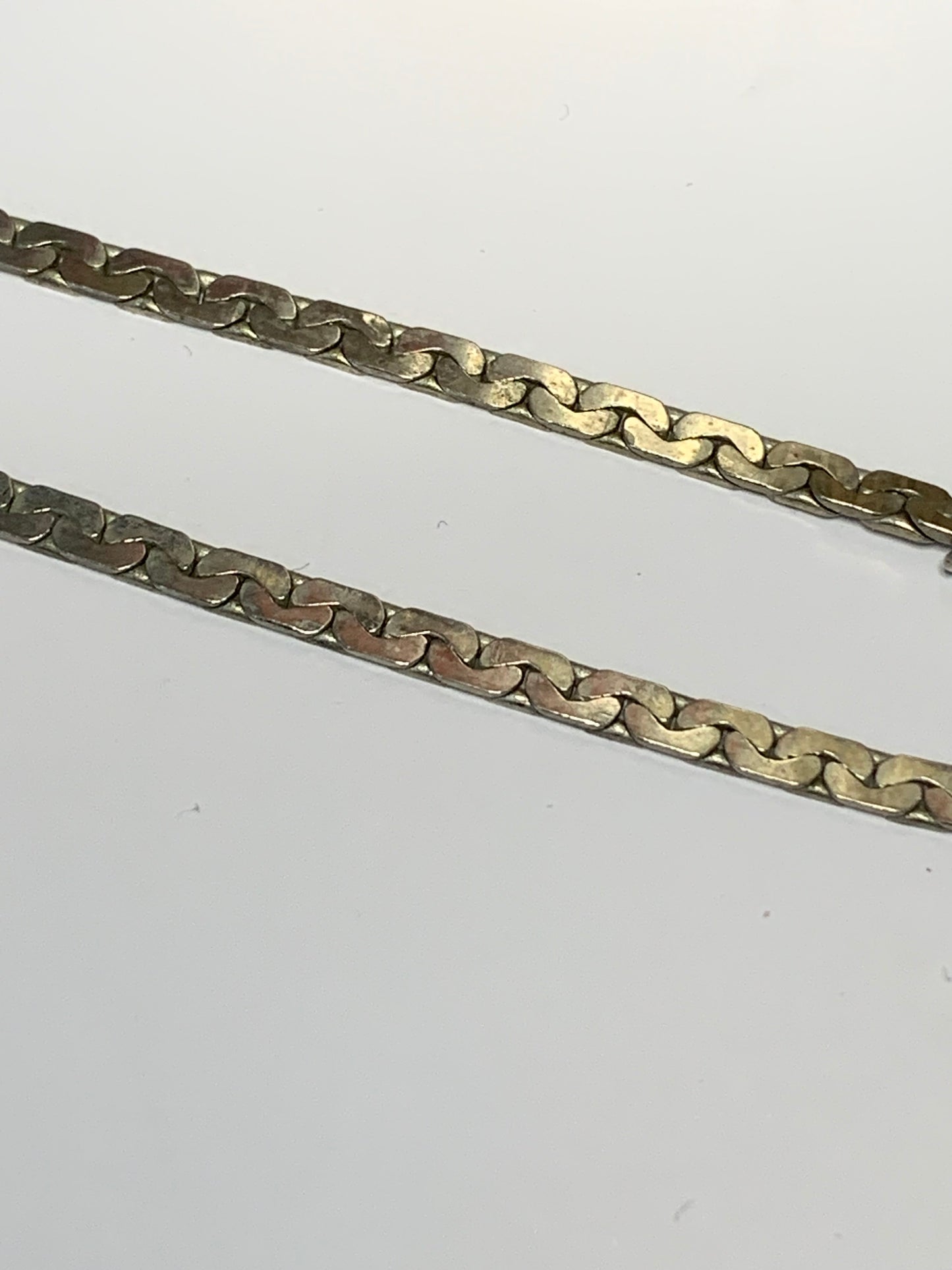 Silver unisex chain necklace