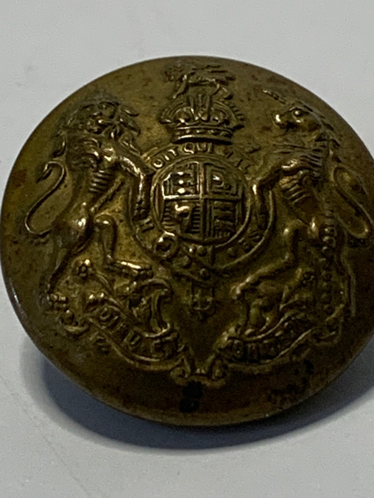 Vintage Armfield and Co Birmingham British Army General Service Button featuring the Royal Coat of Arms