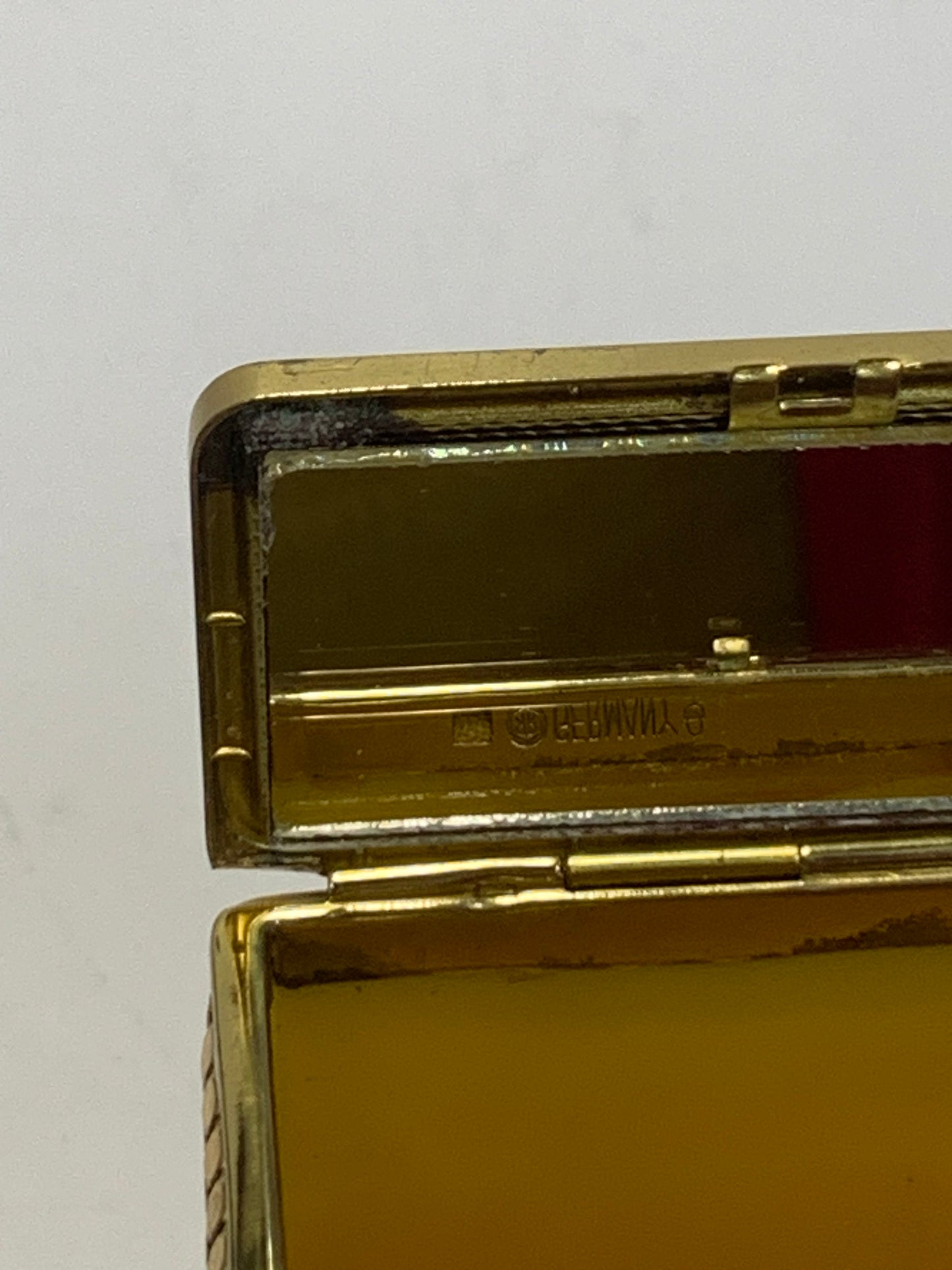 Vintage gold tone metal Cigarette Case