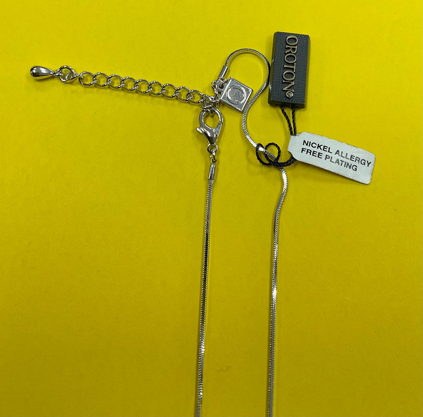 Oroton silver tone necklace