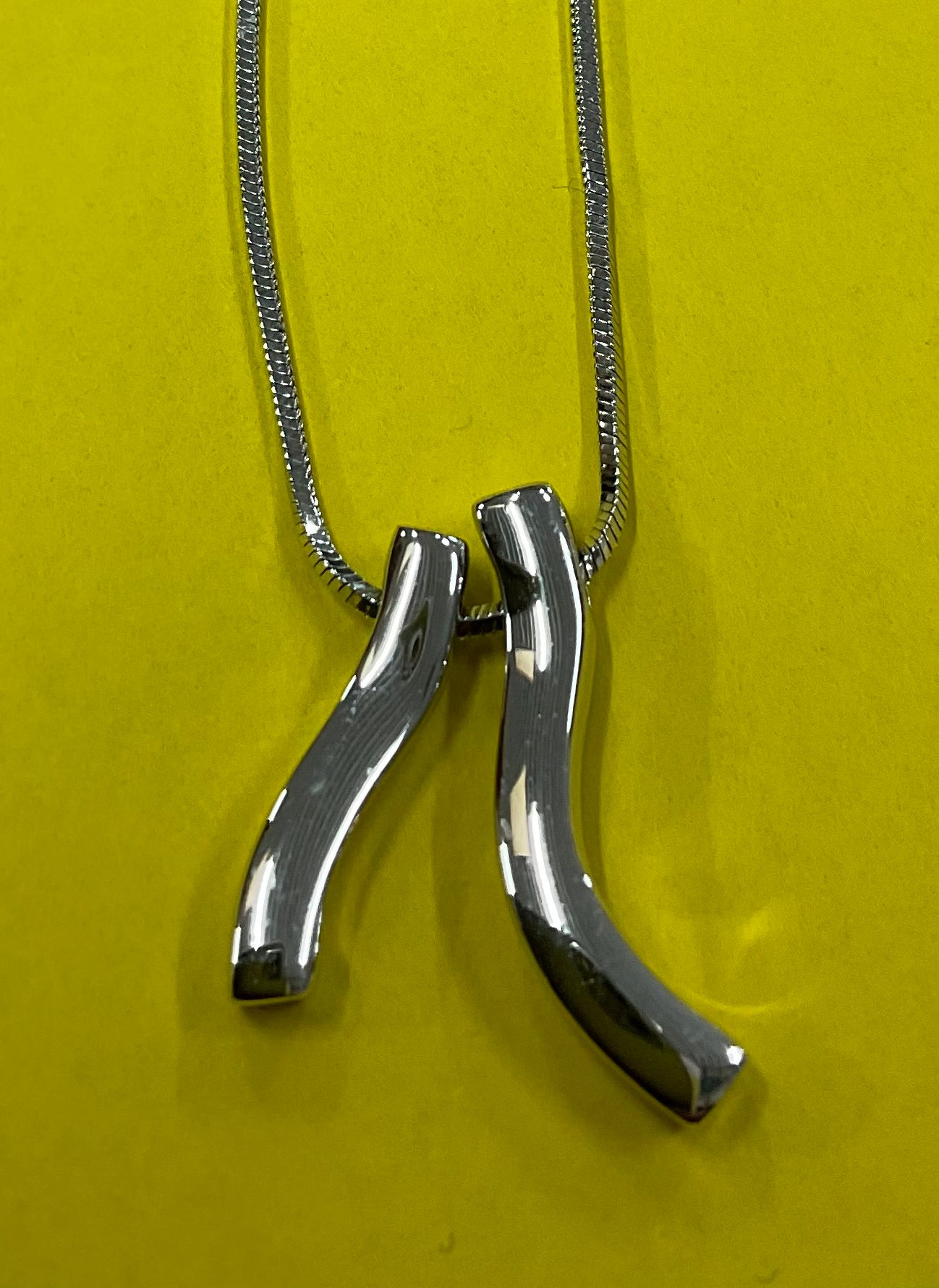 Oroton silver tone necklace