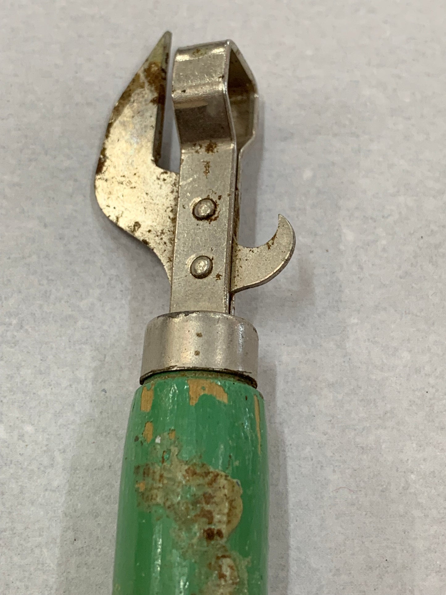 Vintage manual Can Opener