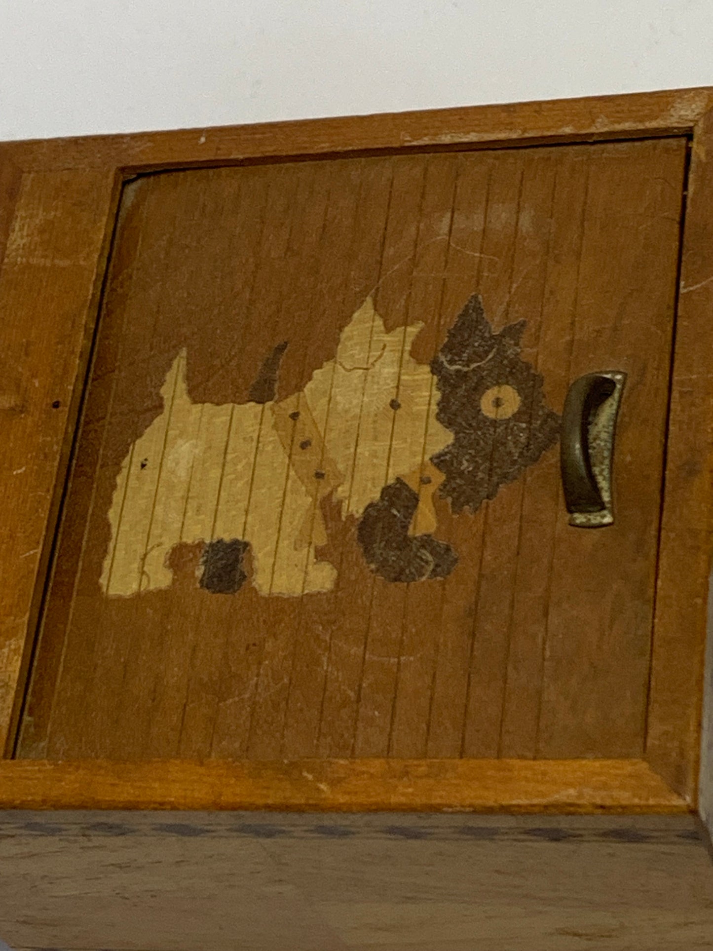 Vintage Spring Loaded Wooden Cigarette Dispenser with Scottie Dog design