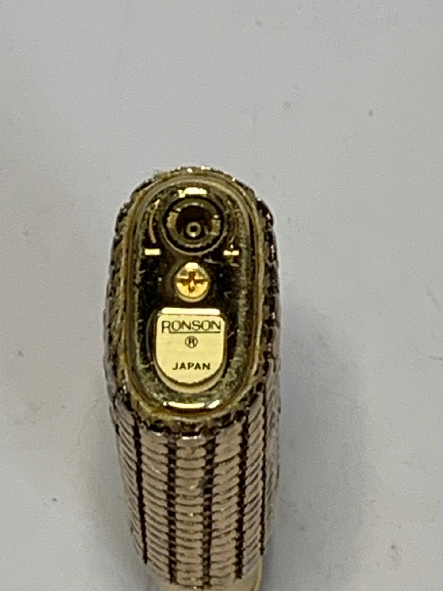 Vintage Ronson Lighter with Glomesh style metal mesh, made in Japan
