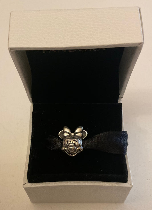 Pandora x Disney Minnie Mouse Charm