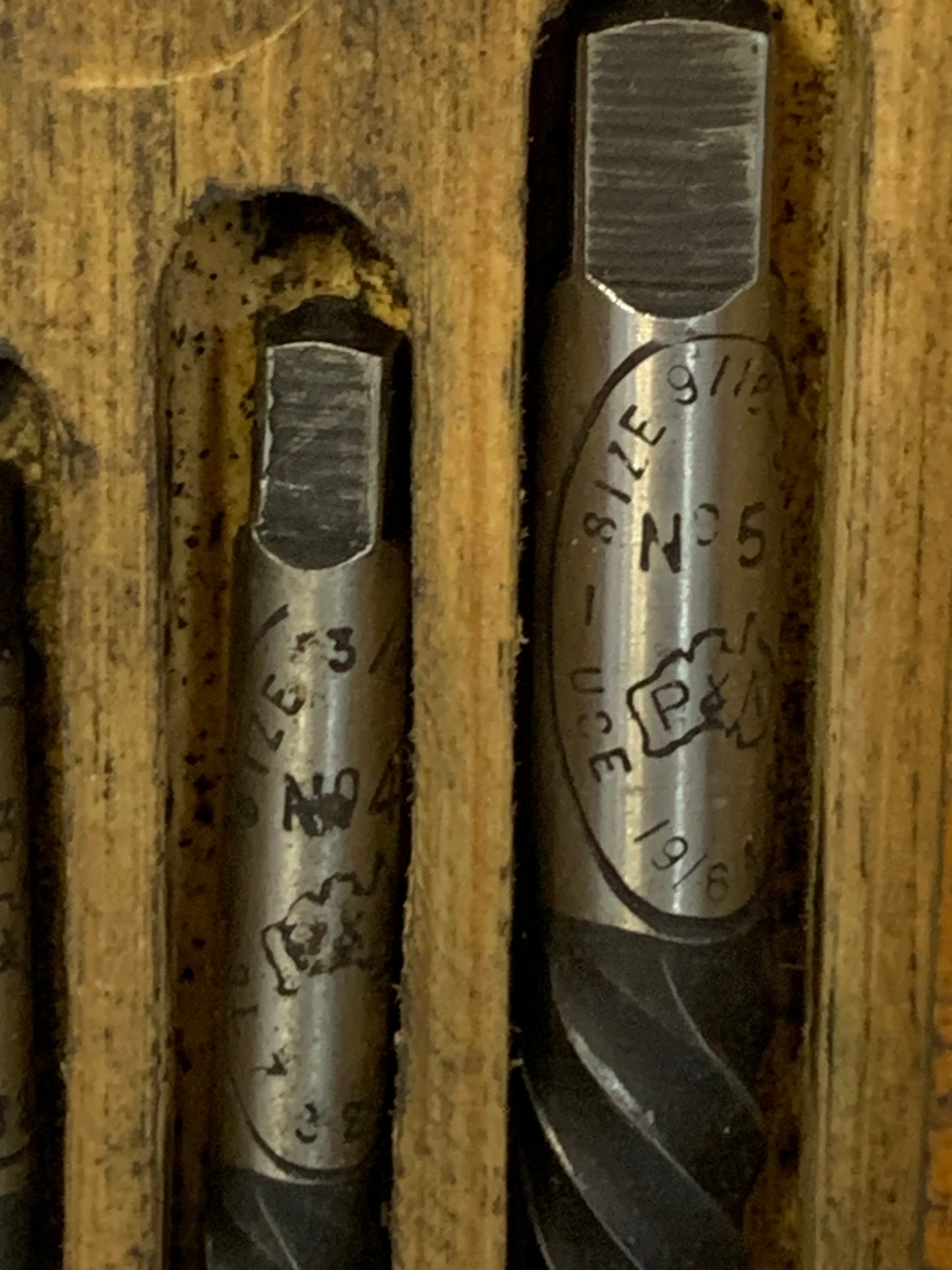 Vintage Patience & Nicholson Screw Extractor Set in Timber Case