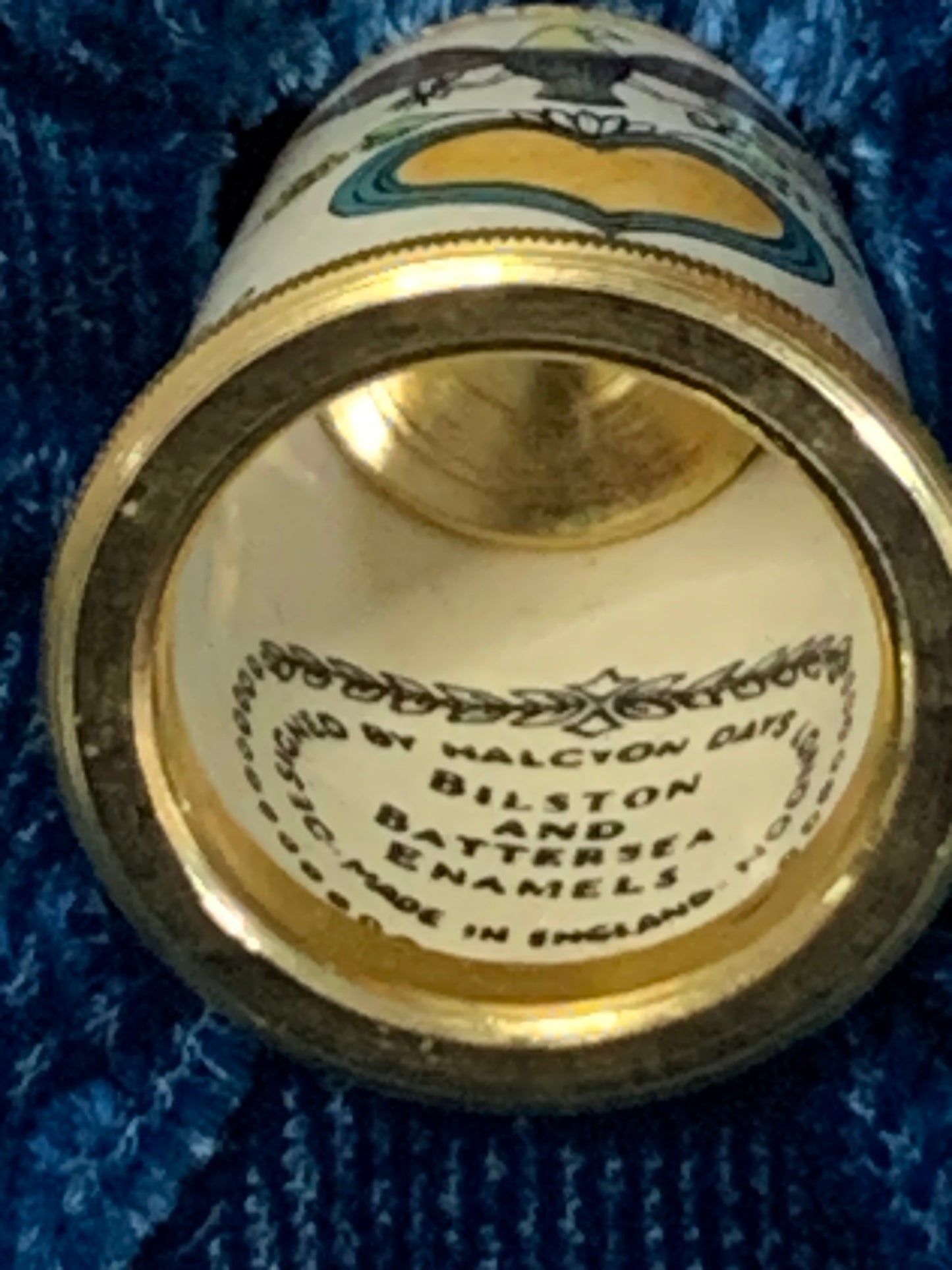 Vintage Halcyon Days “Bilston and Battersea Enamels” thimble, in original teal presentation box