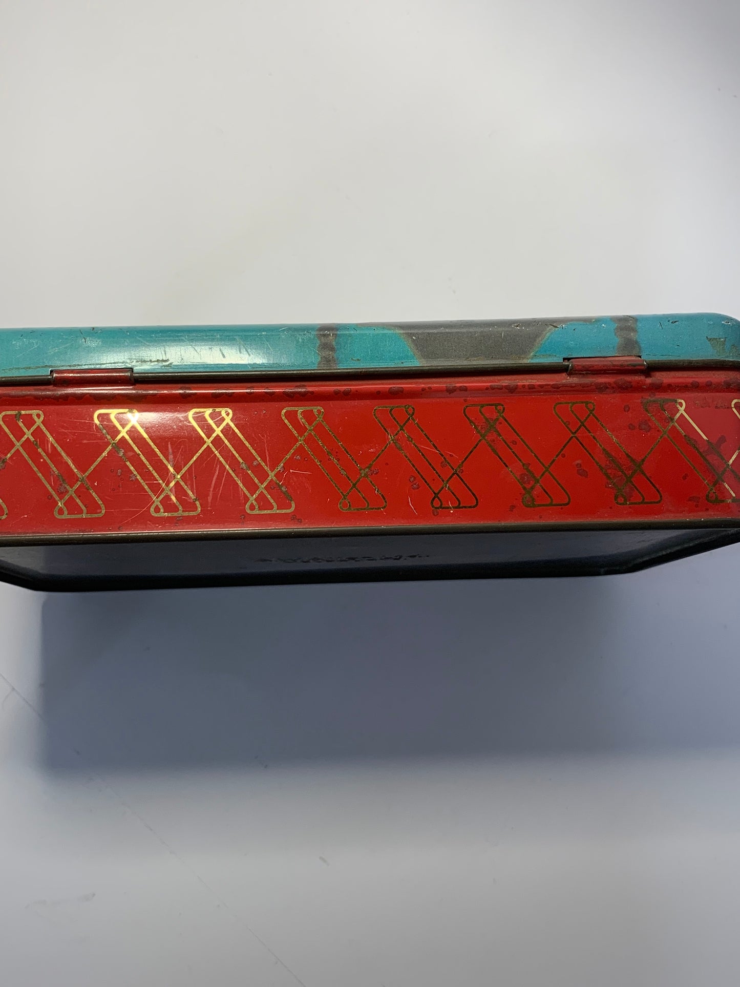 Vintage “Sweet Dreams” Biscuit Tin by A.W. Allen Ltd, Melbourne