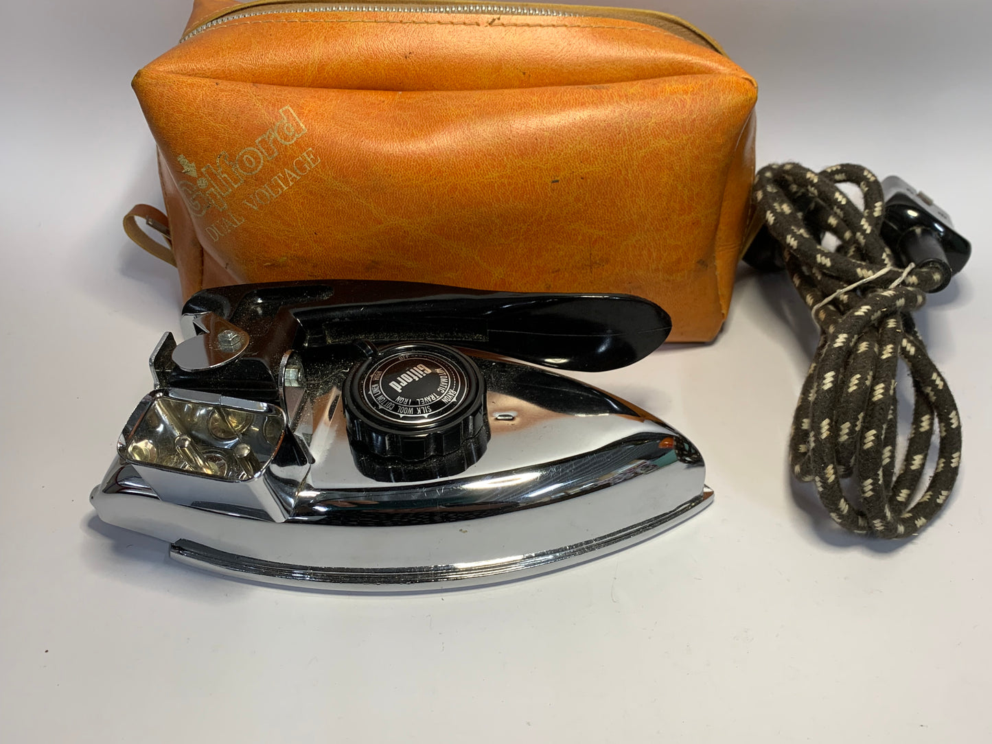 Vintage Gilford Automatic Compact Travel Iron TA300D with Case - 1960s/70s