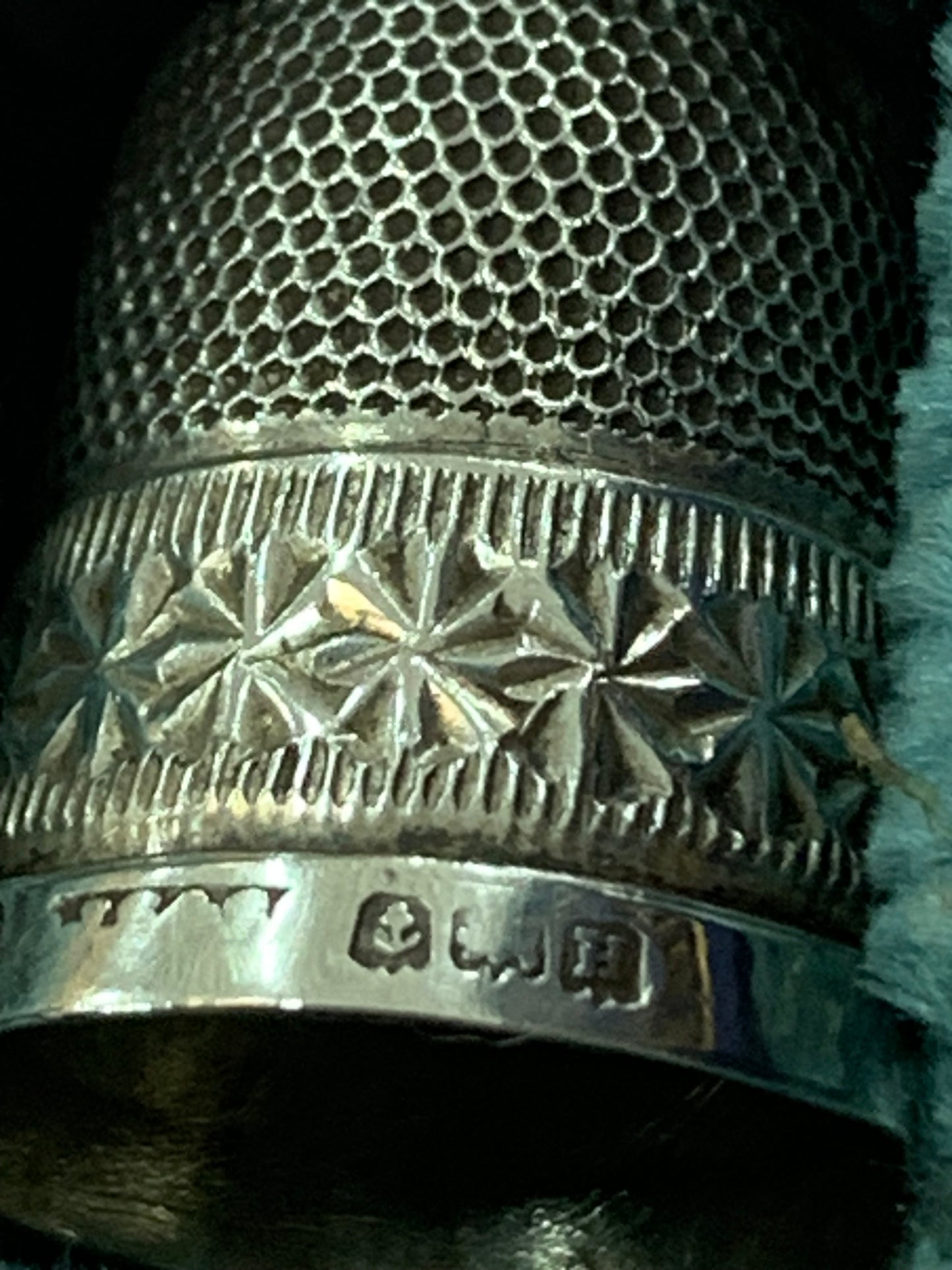 Vintage Silver Thimble in original case