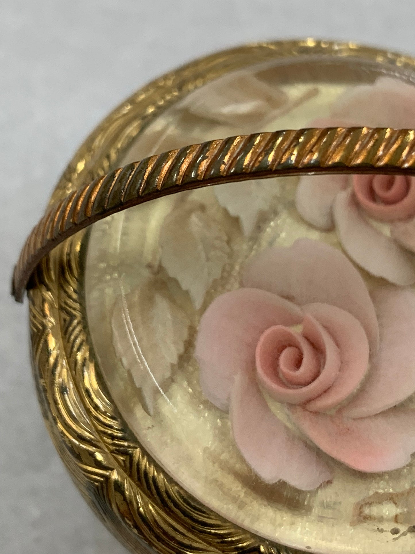 Vintage Kigu “Bouquet” Powder Compact- made in England