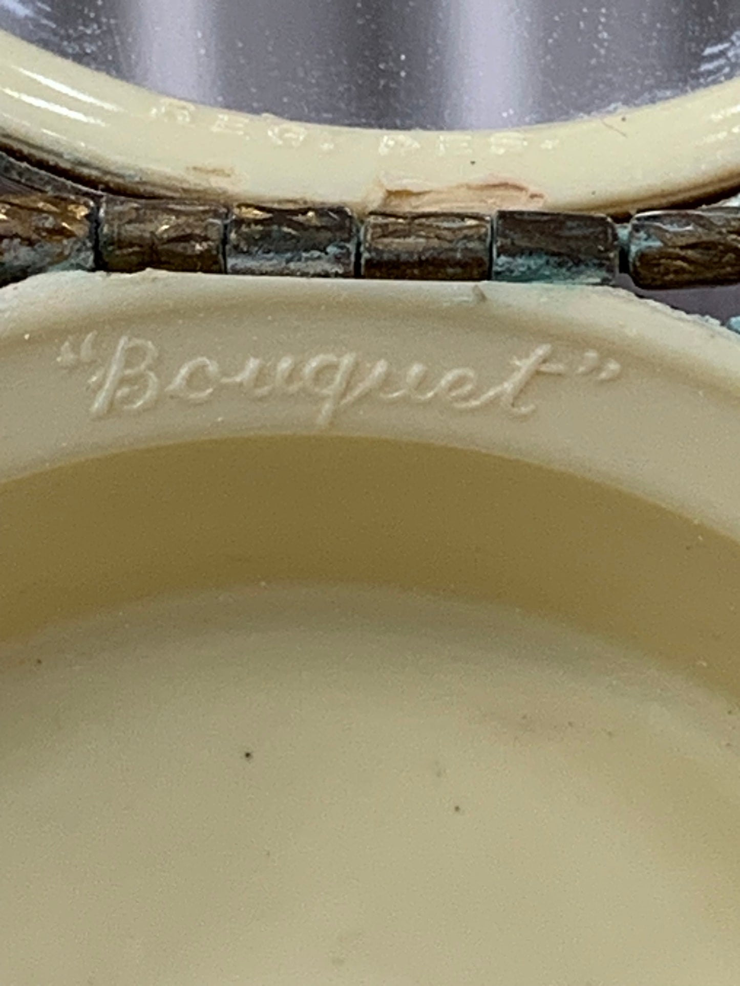 Vintage Kigu “Bouquet” Powder Compact- made in England