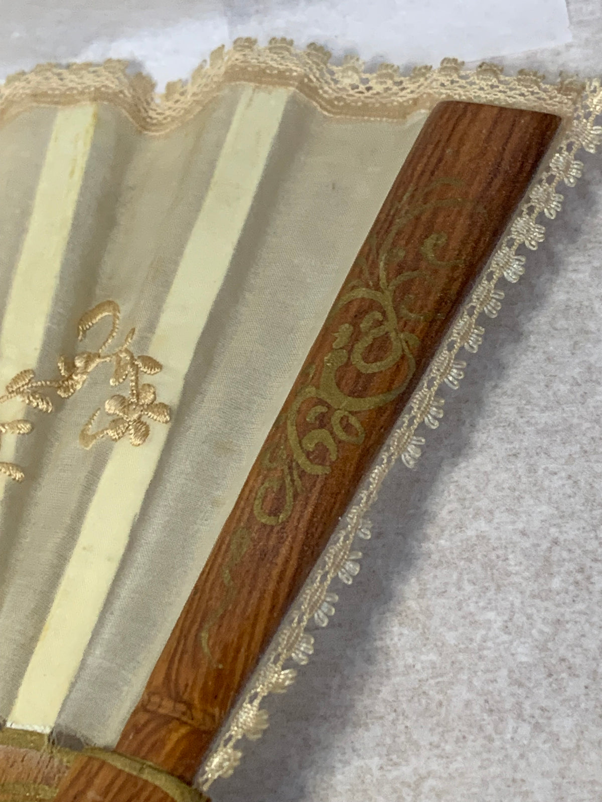 Vintage Hong Kong Carved Wood & Embroidered Lace Folding Fan