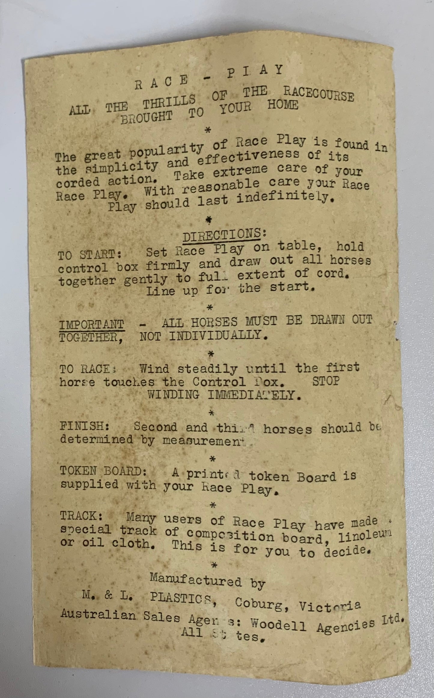 Vintage Race-Play Horse Racing Game by M&L Plastics