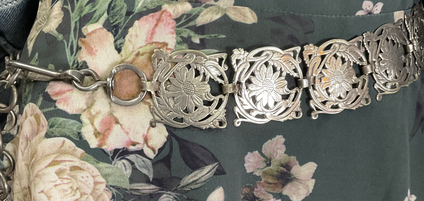 Vintage EPNS silver plated floral panel belt